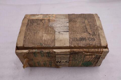 Custom control sensors 604p21 / 604p21 - new - stock 5667cc - Image 4