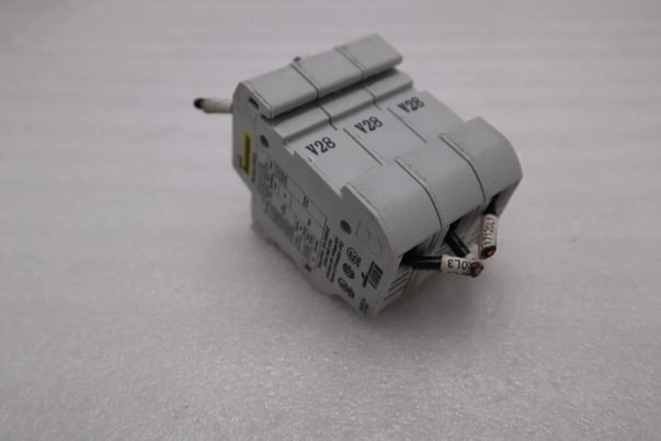 Cooper Bussmann CHCC 3-Pole Fuse Holder 600V 30A STOCK H1519A - Image 4