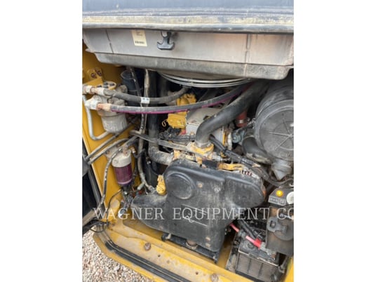 Cat 272D2, Skid Steer Loader, 2537 hours, S/N: BL200643, 2016 - Image 5
