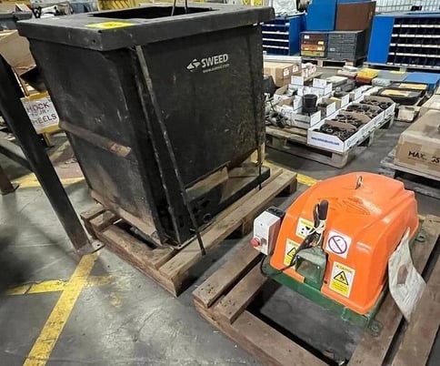 Sweed machinery inc. chopper with base model 300af - Image 1