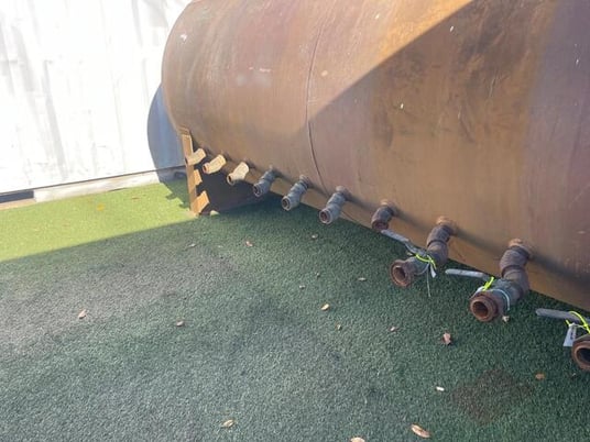 2000 gallon Horiz Liquid Storage Tank, 64" diameter x 12' 6" L - Image 6
