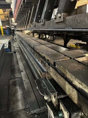 1000 Ton, Cincinnati #1000H20, CNC Press Brake, 24' overall, 22" open, 10" Shut Height, 60 HP, 24" stroke - Image 3