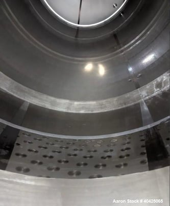 12400 gallon Quality Tank Solutions, Jacketed Tank, 304 Stainless Steel, 400 BBL, 138" diameter x 204" - Image 10