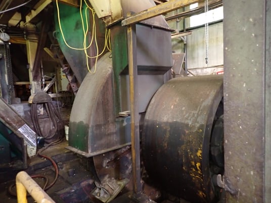 116" CEM Machine Inc, 1000 HP electrically driven, 116" log chipper - Image 3