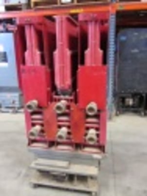 2000 Amps, ITE, 15HK, electrically operated, drawout, #AB0616 - Image 4