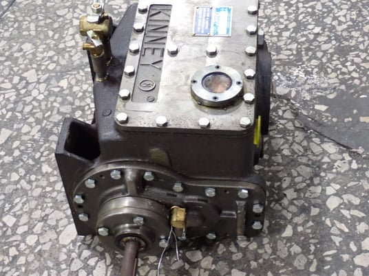 Kinney #KC15D-S006, Vacuum Pump - Image 3