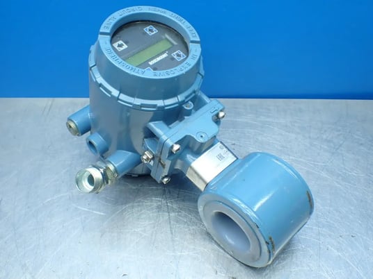 Rosemount, 8732EMT2A1M4, Transmitter, -40&deg;C to 60&deg;C Temp. Range, 15 Watts, 4-20 mA, 12-42 VDC, 2016 - Image 1