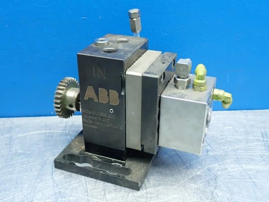 ABB #3HNA011835-001, Robotic Spray Gear Pump, 6 cm3 Volume - Image 2