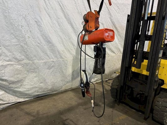 1/4 Ton, CM Valuestar, hoist, 110 V., 16 FPM, trolley wheels, 2016 - Image 1