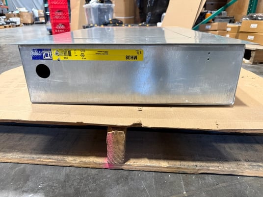 225 Amp. Square D, NC38F, Type 1 Enclosure, 3-Phase, 4-Wire, 120/208Y Volts w/ misc. breakers - Image 5