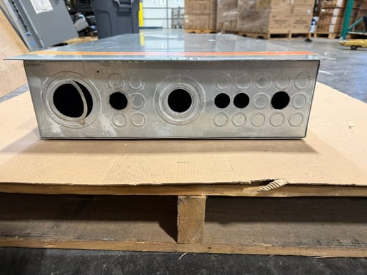 225 Amp. Square D, NC38F, Type 1 Enclosure, 3-Phase, 4-Wire, 120/208Y Volts w/ misc. breakers - Image 6