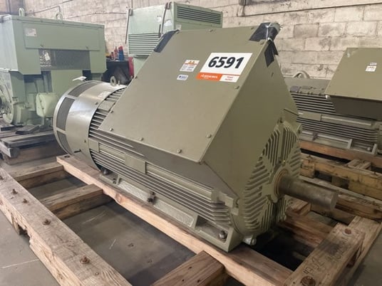 500 HP 1800 RPM General Electric, Frame 5013S, TEFC BB, 2300 Volts, New Surplus - Image 3