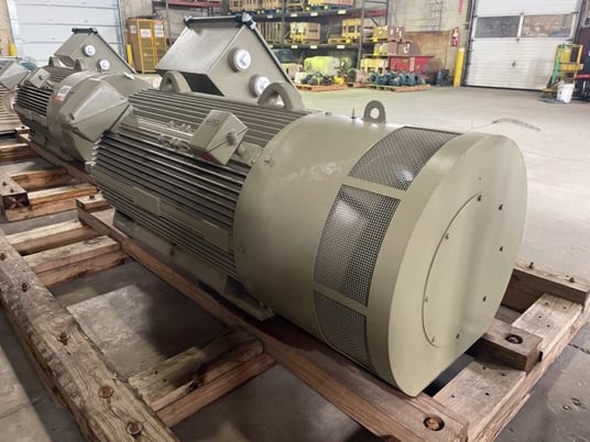 500 HP 1800 RPM General Electric, Frame 5013S, TEFC BB, 2300 Volts, New Surplus - Image 4