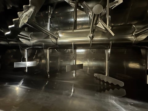 519 cu.ft. Scott Equipment, heavy duty, single shaft paddle mixer, 304 Stainless Steel, 100 HP, barely used - Image 6