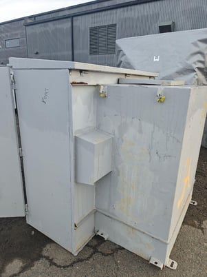 300 KVA 12470 Delta Primary, 208Y/120 Secondary, 3 phase, Padmount Transformer (4 available) - Image 3