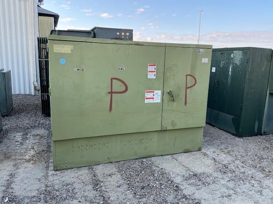 300 KVA 13200GY/7620 Primary, 480Y/277 Secondary, 3 phase, Padmount Transformer - Image 2