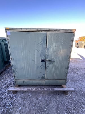 2500 KVA 4160Y/2400 Primary, 480 Delta Secondary, 3 phase, Padmount Transformer - Image 2