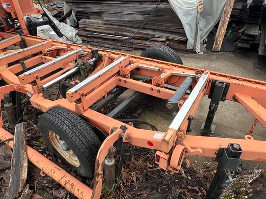 Wood-Mizer #LT40, Super Hydraulic Sawmill, 25 HP, 685 hours, sharpener & setter, 2001 - Image 2
