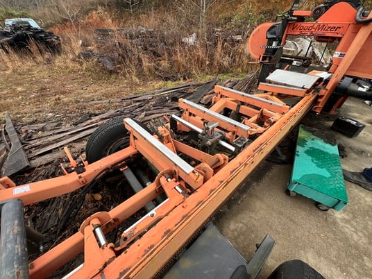 Wood-Mizer #LT40, Super Hydraulic Sawmill, 25 HP, 685 hours, sharpener & setter, 2001 - Image 5