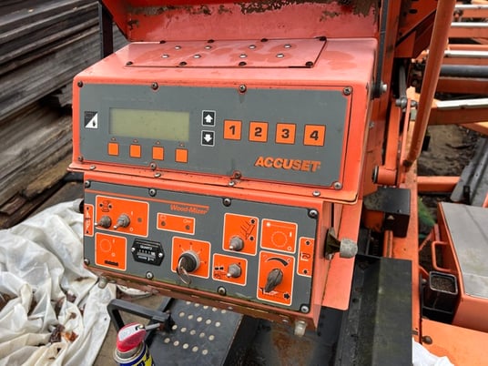 Wood-Mizer #LT40, Super Hydraulic Sawmill, 25 HP, 685 hours, sharpener & setter, 2001 - Image 9