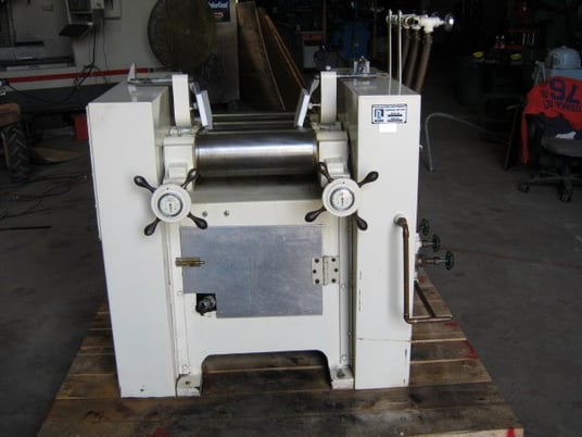 6" x 14" Charles Ross & Son, 3-roll dispensing mill, 5 HP, 2 speed, explosion proof, 1983 - Image 2