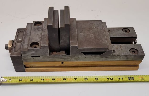 Machinist Vise 4" - Image 2