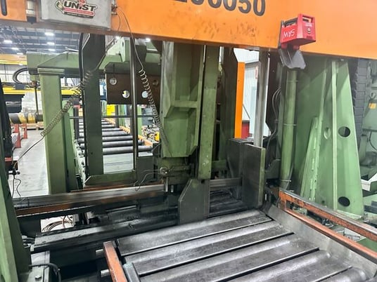 39.37" x 39.37" Peddinghaus #1000-1000A, horizontal band saw, 19.5 HP, 492 FPM, 2008 - Image 5