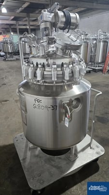 30 gallon Pfaudler, Glass-Lined Reactor, Stainless Steel, dish top, 50 psi internal, 150 psi jacket, 66" wet - Image 4