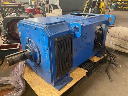 500 HP 1200 RPM General Electric, Frame 4358, DPFVBB, 500 VA, 300/150 VF - Image 1