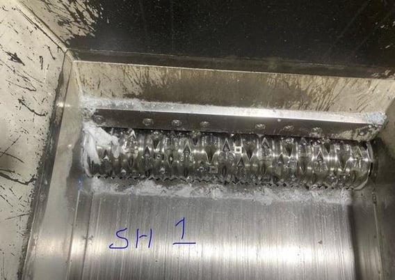 Vecoplan #VAZ1300M-FF, single shaft shredder, 62" x 80" feed opening, 150 HP, 2013 - Image 5