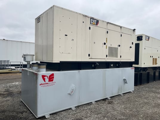 500 KW Caterpillar #C15, diesel generator set, 480 Volts, 1800 RPM, 99 hours, EPA Tier 2, sound attenuated - Image 2