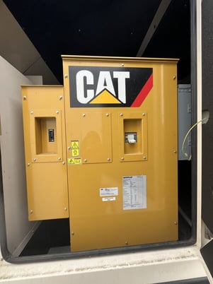 500 KW Caterpillar #C15, diesel generator set, 480 Volts, 1800 RPM, 99 hours, EPA Tier 2, sound attenuated - Image 9