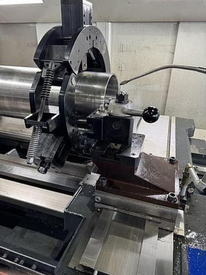 Weiler #E90, CNC Lathe, 35.4" swing, 236" between centers, 23.23" swing over cross slide, 32" 4-jaw chucks - Image 8