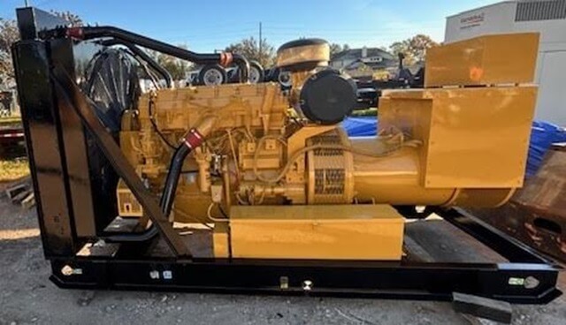 455 KW Caterpillar #MPS0978, Diesel Generator, 610 HP, C15 engine, 480 Volts, open skid, Tier 2 emissions - Image 1