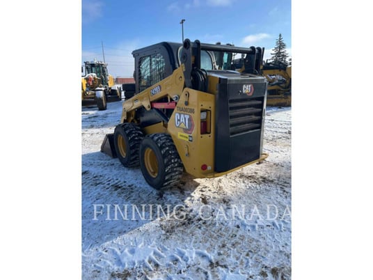 Cat 242D3, Skid Steer Loader, 201 hours, S/N: T8A00386, 2023 - Image 4