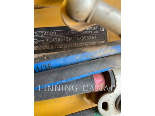 Cat 242D3, Skid Steer Loader, 201 hours, S/N: T8A00386, 2023 - Image 6