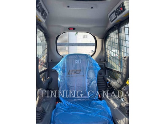 Cat 242D3, Skid Steer Loader, 201 hours, S/N: T8A00386, 2023 - Image 7