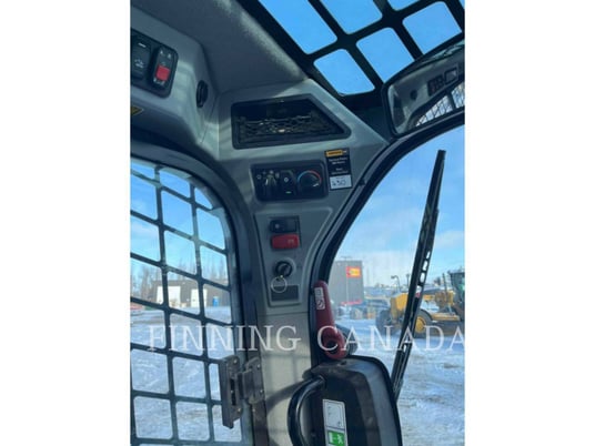 Cat 242D3, Skid Steer Loader, 201 hours, S/N: T8A00386, 2023 - Image 8