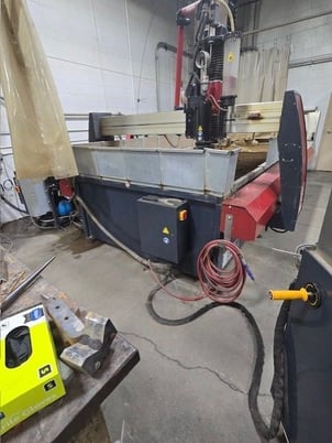 Omax #Maxiem-1530, CNC waterjet with AJet 5-Axis, 10' x 5' 2" cutting envelope, 500 IPM, 2014 - Image 2