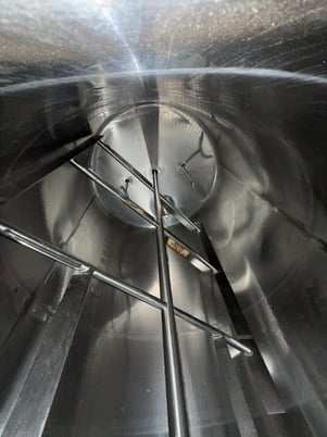 5000 gallon, Mueller stainless cone bottom silo - Image 6