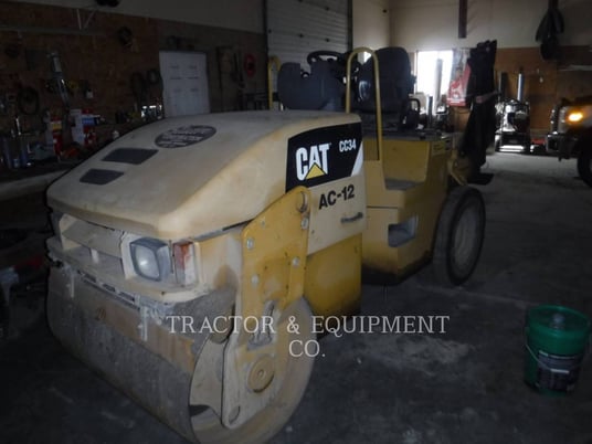 Caterpillar CC34, Asphalt Paver, 4327 hours, S/N: C34600405, 2013 - Image 1