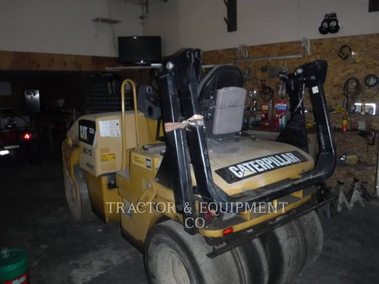 Caterpillar CC34, Asphalt Paver, 4327 hours, S/N: C34600405, 2013 - Image 4