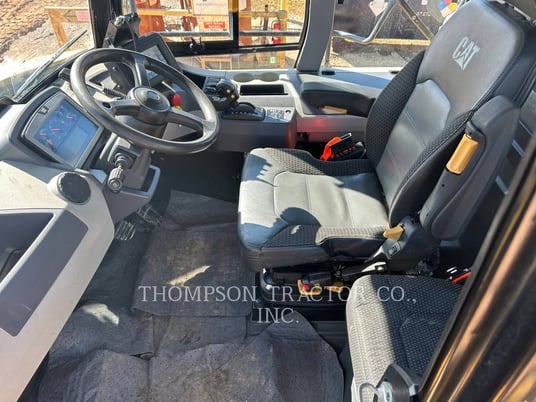 Caterpillar 745, Articulated Truck, 6014 hours, S/N: 3T606070, 2023 - Image 5