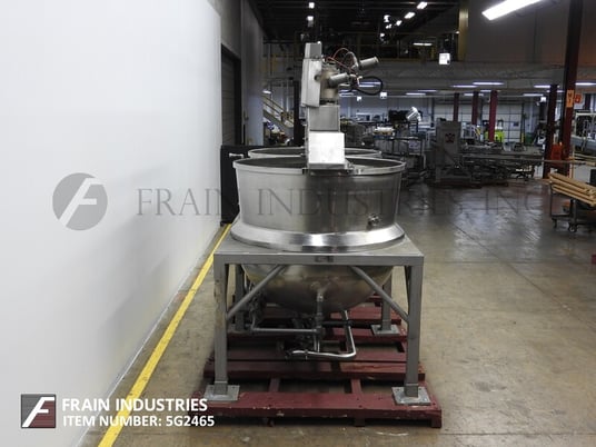 600 gallon Hamilton, dual 304 Stainless Steel half jacketed kettle, 110 psi, open top - Image 3