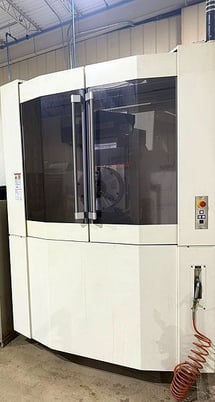 Makino #A61NX, 5-Axis CNC horizontal machining center, 28.7" X, 25.6" Y, 31.5" Z, 50-14000 RPM, 30 HP, 60 - Image 2