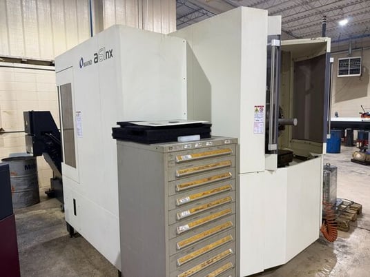 Makino #A61NX, CNC horizontal machining center, 5-Axis, (2) full contouring 19.7" pallets, 28.7" X, 25.6" Y - Image 2