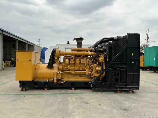 1500 KW Caterpillar #3512C, diesel generator set, 277/480 Volts, 3-phase, 200 hours, 2206 HP @ 1800 RPM, Tier - Image 1