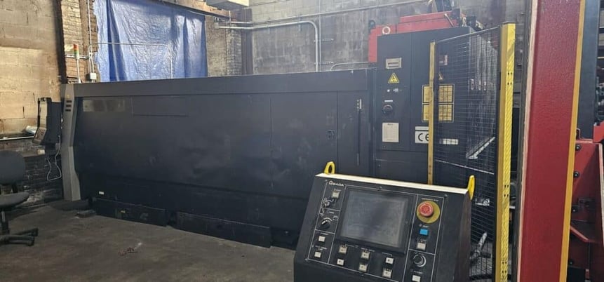 Amada #LCG3015AJ, 4000 watt fiber laser with ASFH compact load unload & tower storage system, 2015 - Image 2