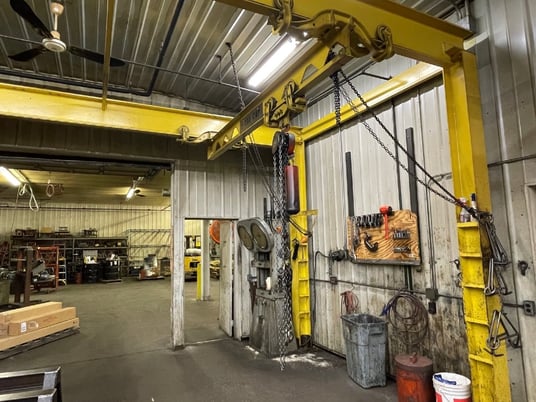 2 Ton, Freestanding Bridge Crane - 18' L x 10' width x 11' T (Already Taken Down) - Image 2