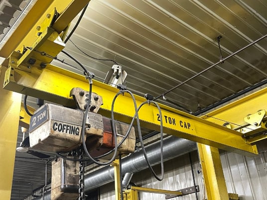 2 Ton, Freestanding Bridge Crane - 18' L x 10' width x 11' T (Already Taken Down) - Image 4